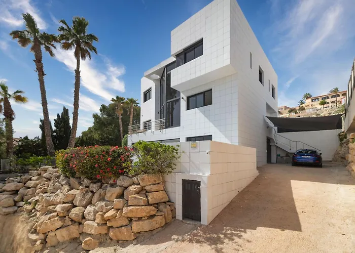 Ultra-Luxury Panoramic Sea View Villa With Private Pool & 200M' Sky Terrace & Garage In Alicante